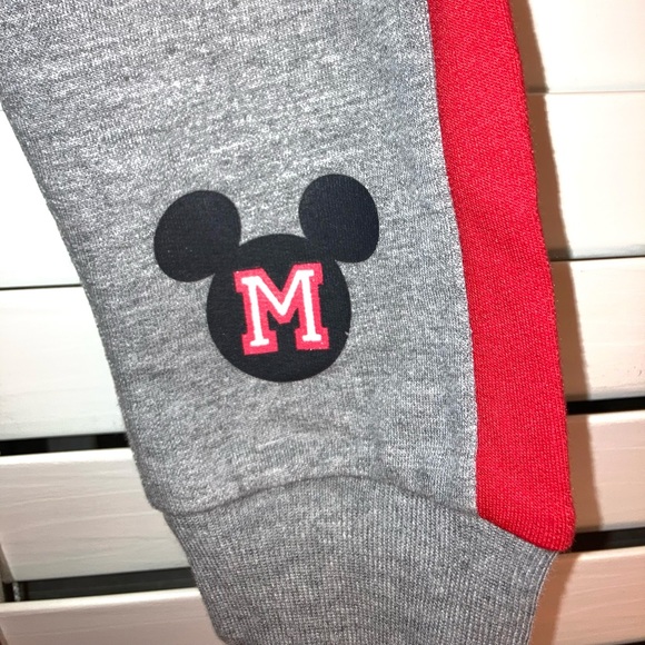 Disney Baby 2-pc Mickey Mouse Outfit - Picture 2 of 3